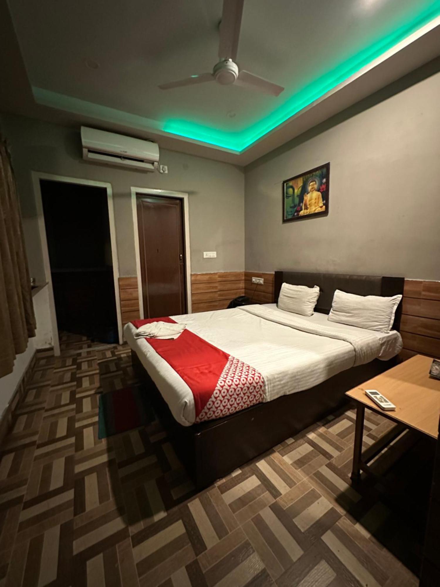 Gd Hotel Njp Siliguri Zewnętrze zdjęcie