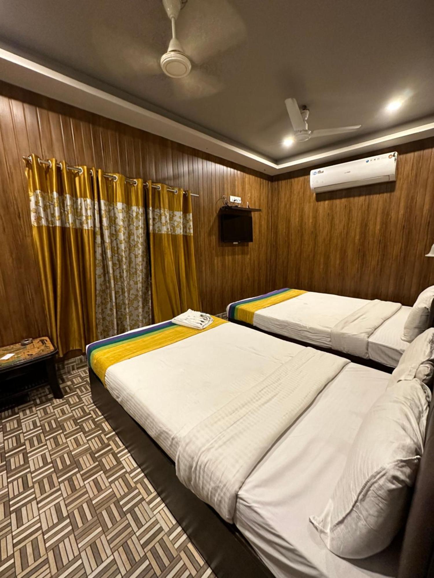 Gd Hotel Njp Siliguri Zewnętrze zdjęcie
